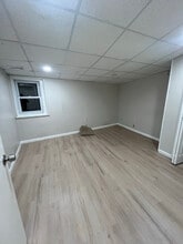 485 Lakeside Ave in Orange, NJ - Foto de edificio - Building Photo