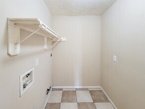 4626 Jaymar Dr in Sugar Land, TX - Building Photo - Building Photo