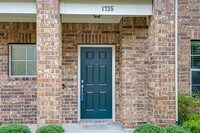 1735 Nichole Woods Dr photo'