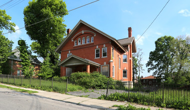 610 Maple Ave in Avondale, OH - Building Photo - Building Photo