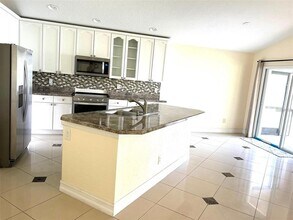 2817 Maguire Dr in Kissimmee, FL - Building Photo - Building Photo