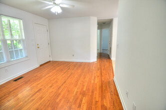 2300 Redbird Ln in Hillsborough, NC - Building Photo - Building Photo