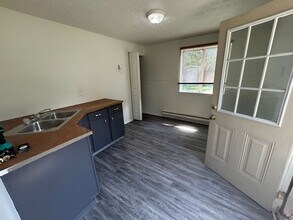 1541 Maine Ave-Unit -1541 in Lorain, OH - Building Photo - Building Photo