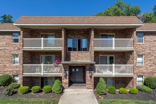 Grace Court in Fort Mitchell, KY - Building Photo
