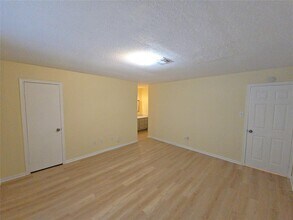2019 Place Rebecca Ln in Houston, TX - Building Photo - Building Photo