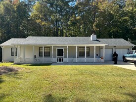 849 Tall Deer Dr in Fairburn, GA - Building Photo