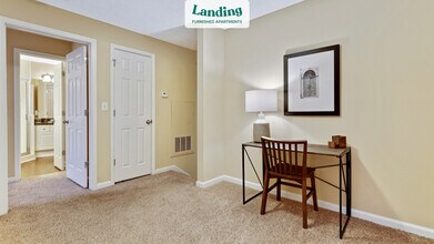 7150 Peachtree Dunwoody Rd-Unit -01-0910.26189 in Atlanta, GA - Foto de edificio - Building Photo