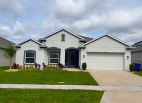 3836 Cabo Rojo Dr in St. Cloud, FL - Building Photo