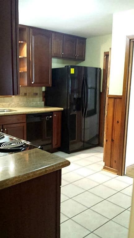 property at 19 Lyncrest Dr