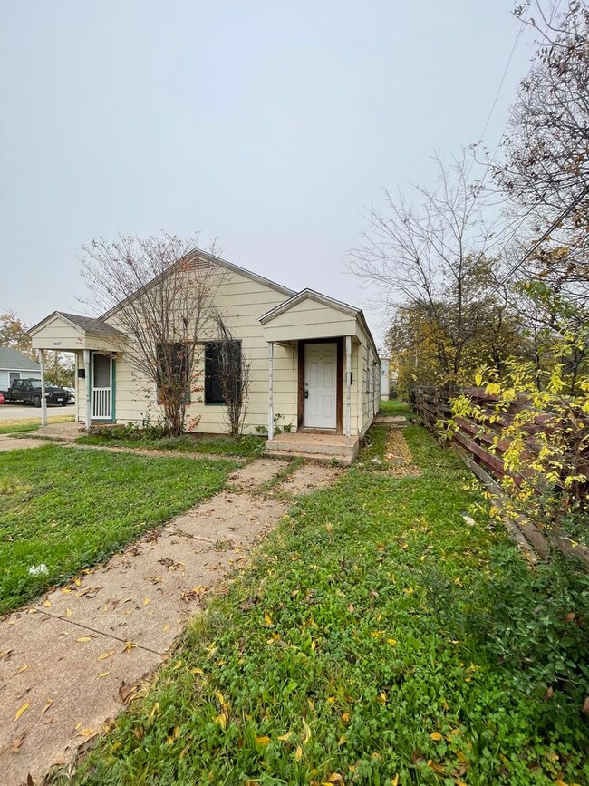 1457-1459 Peach St in Abilene, TX - Building Photo - Building Photo