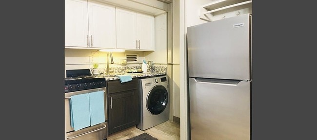 Discover Our Studio, 1, & 2-Bedroom Flats and Lofts in Oak Ridge, TN