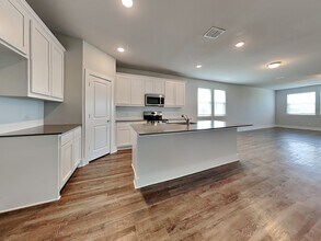 1420 Marvin Gardens in Lancaster, TX - Building Photo - Building Photo