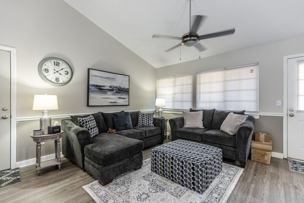 Oakwood Apartments Newton, NC Apartments