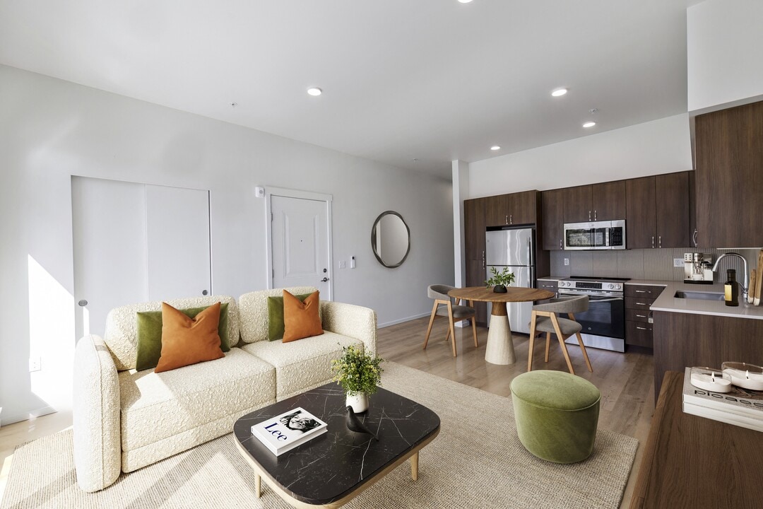 Oliver Bainbridge in Bainbridge Island, WA - Building Photo