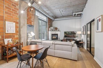 521 S 7th St in Minneapolis, MN - Building Photo - Building Photo