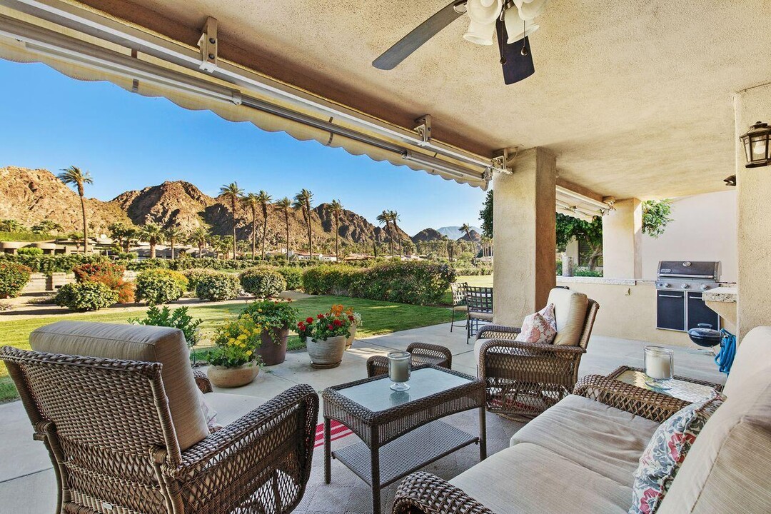 45250 Vista Santa Rosa in Indian Wells, CA - Building Photo