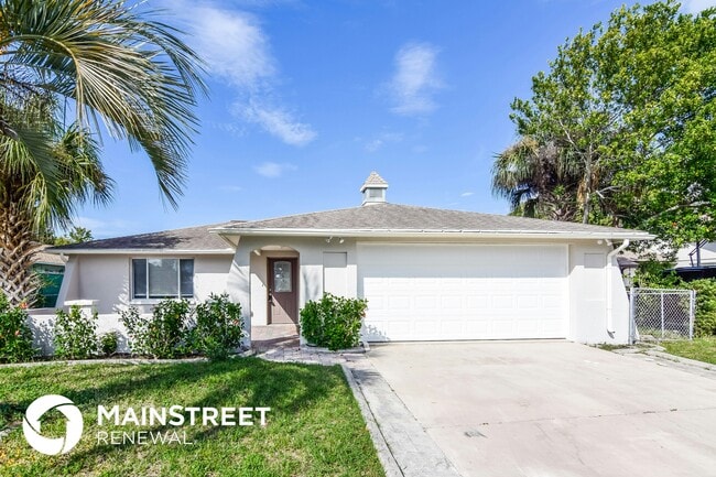 property at 7015 Ingleside Dr