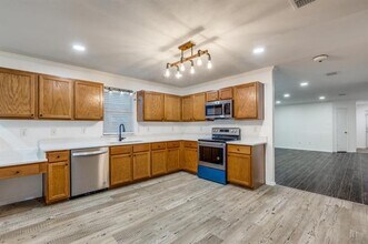 2705 Cedar Crest Dr in Little Elm, TX - Building Photo - Building Photo