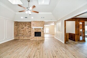 712 Creek Tree Dr in Desoto, TX - Building Photo - Building Photo