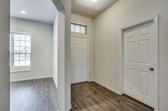 9212 Vista Mill Dr in Saginaw, TX - Building Photo - Building Photo