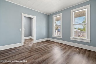 724 Electric St in Scranton, PA - Building Photo - Building Photo