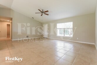 12485 Willmington Blvd in Port Charlotte, FL - Foto de edificio - Building Photo