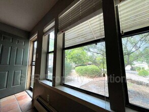 314 Amherst Dr SE in Albuquerque, NM - Building Photo - Building Photo