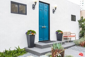 9016 Dicks St in West Hollywood, CA - Building Photo - Building Photo