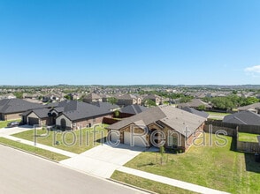 8316 Money Pit Rd in Killeen, TX - Building Photo - Building Photo