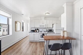 817 10th St in Union City, NJ - Building Photo - Building Photo