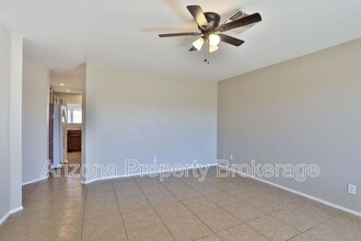 1422 W Montoya Ln in Phoenix, AZ - Building Photo - Building Photo