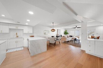 5011 S Elberon St in Tampa, FL - Building Photo - Building Photo