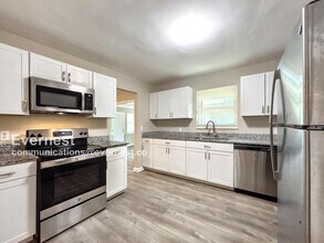 6657 Blackwood Dr in Jacksonville, FL - Building Photo - Building Photo