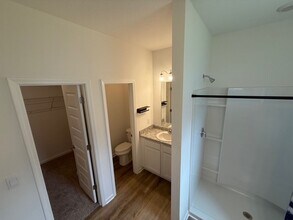 80 Silverthorn St in Freeport, FL - Building Photo - Building Photo