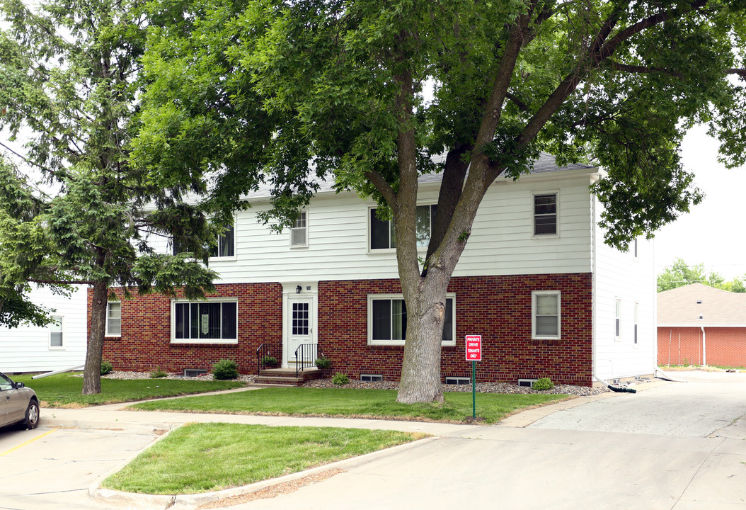 209 SW Cherry St in Ankeny, IA - Foto de edificio