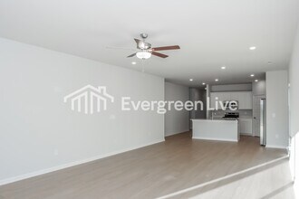 312 Pond Spg Dr in Huntsville, AL - Building Photo - Building Photo