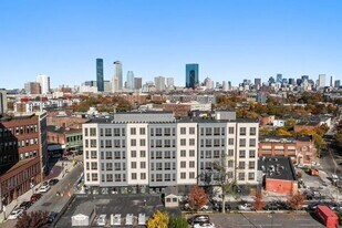 10 Taber St, Unit 603 in Boston, MA - Building Photo