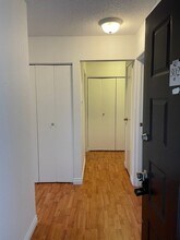 10514 NE 32nd Pl in Bellevue, WA - Building Photo - Building Photo