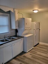 1109 1st Ave NW, Unit 2 in Faribault, MN - Building Photo - Building Photo