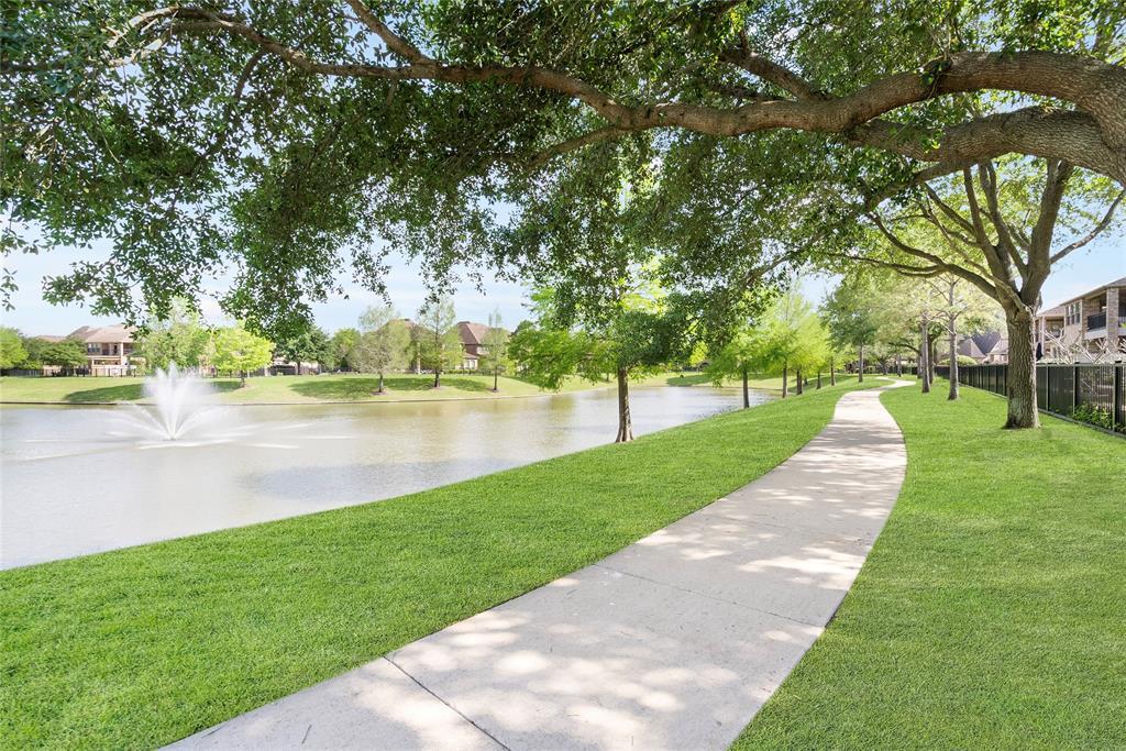 1247 Glenwood Canyon Ln in Houston, TX - Building Photo