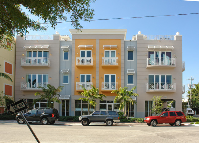 12 SE 1st Ave in Delray Beach, FL - Building Photo - Building Photo