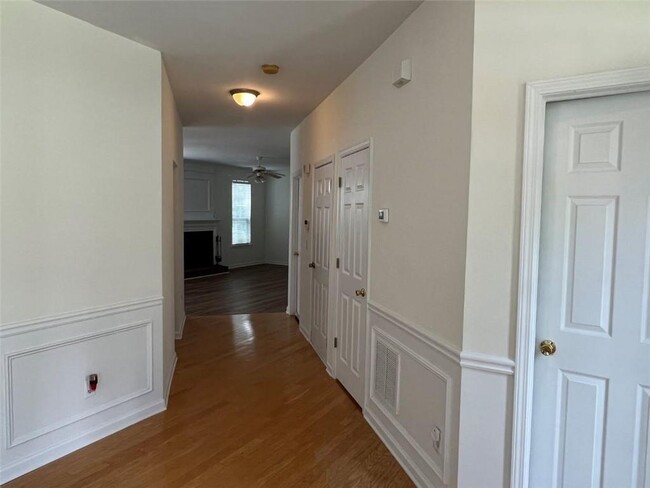 421 Holland Springs Dr NW in Powder Springs, GA - Building Photo - Building Photo