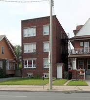 948 King St E Apartments