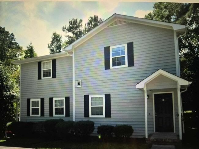 6 Jadewood Ct