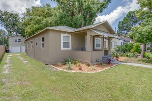 905 Plaza St, Unit 905 Unit in Clearwater, FL - Building Photo