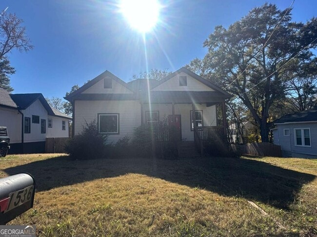 property at 1536 Montreat Ave SW