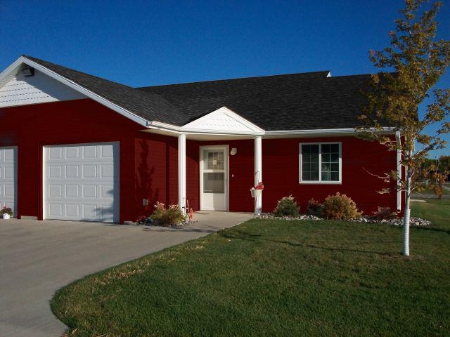 Preserve Townhomes in West Fargo, ND - Foto de edificio