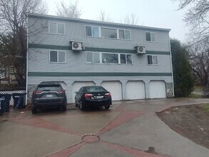 33 Charles St, Unit 33 charles st. in Bangor, ME - Building Photo - Building Photo