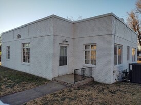 115 E Broadway St in Stafford, KS - Building Photo