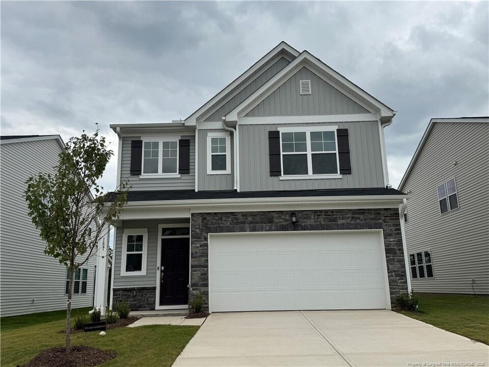 181 North St in Smithfield, NC - Building Photo